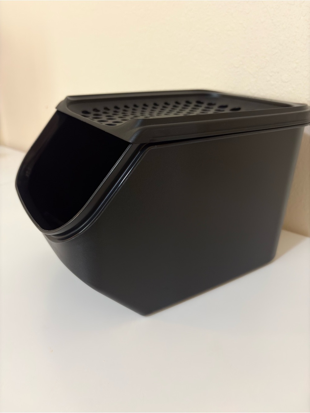 Tupperware Onion & Garlic
Smart® Container - Picture 14 of 15